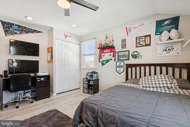 27 LINDLEY RD, Churchville, PA 18966