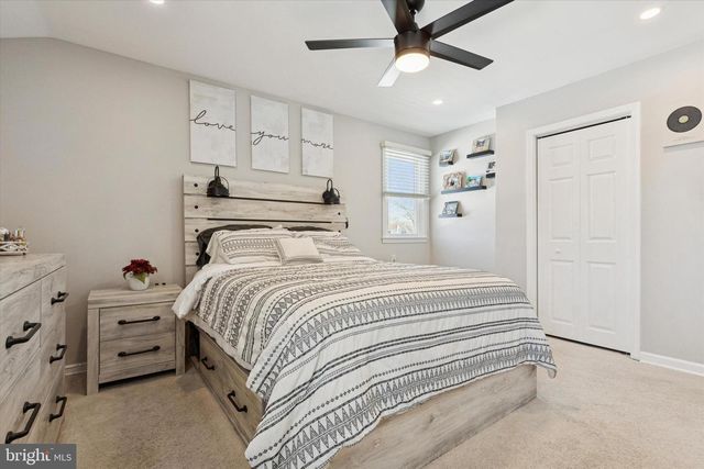 27 LINDLEY RD, Churchville, PA 18966