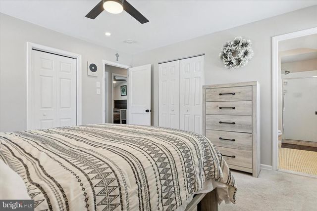 27 LINDLEY RD, Churchville, PA 18966