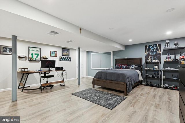 27 LINDLEY RD, Churchville, PA 18966