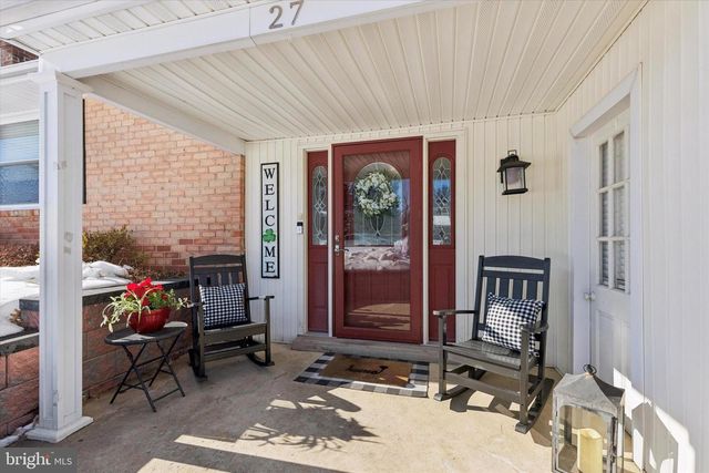 27 LINDLEY RD, Churchville, PA 18966