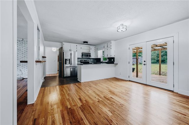 106 Brookwood Drive, Seneca, SC 29678