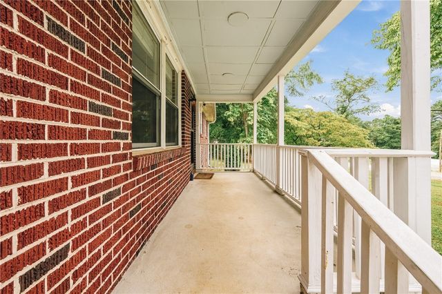 106 Brookwood Drive, Seneca, SC 29678