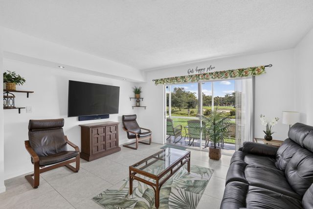 4299 NW 16th Street 101, Lauderhill, FL 33313
