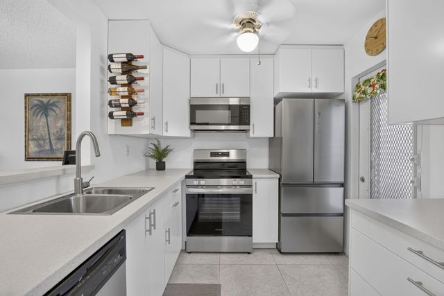 4299 NW 16th Street 101, Lauderhill, FL 33313