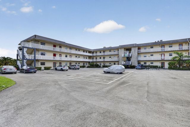4299 NW 16th Street 101, Lauderhill, FL 33313