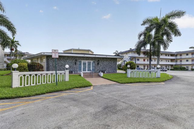 4299 NW 16th Street 101, Lauderhill, FL 33313