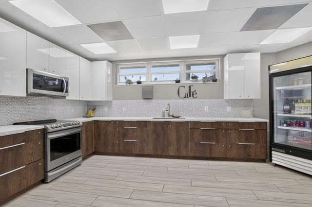 4299 NW 16th Street 101, Lauderhill, FL 33313