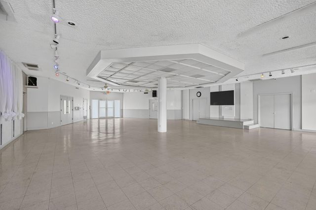 4299 NW 16th Street 101, Lauderhill, FL 33313