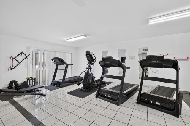 4299 NW 16th Street 101, Lauderhill, FL 33313