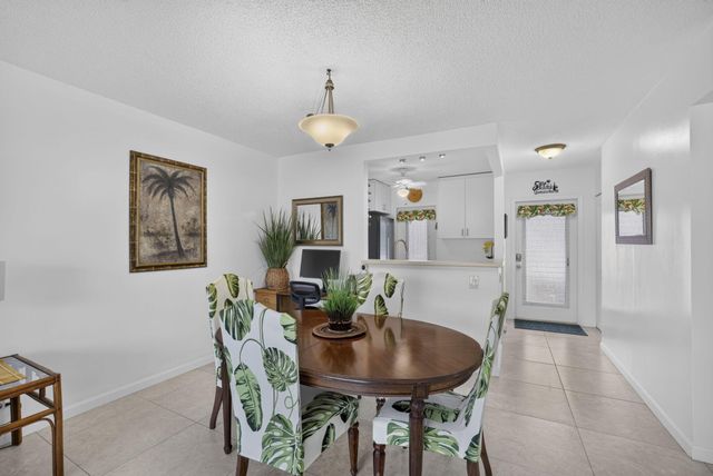 4299 NW 16th Street 101, Lauderhill, FL 33313