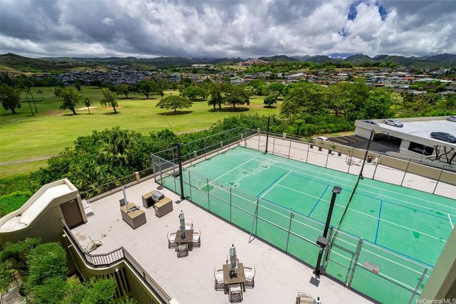 3050 Ala Poha Place 5E, Honolulu, HI 96818