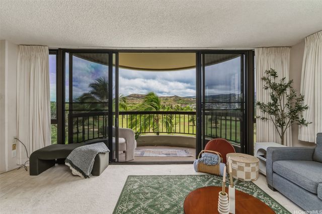 3050 Ala Poha Place 5E, Honolulu, HI 96818