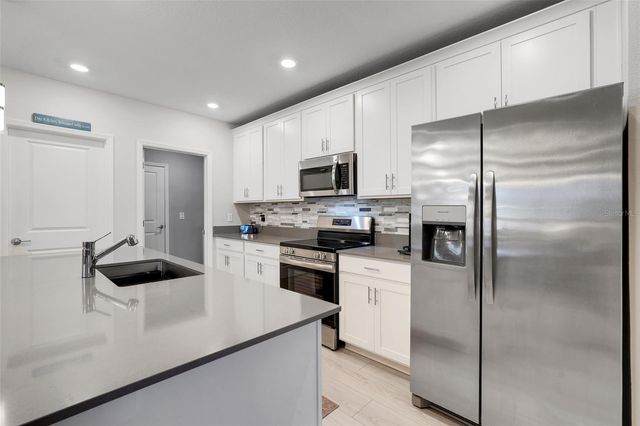 3085 ARMSTRONG AVENUE, Clermont, FL 34714