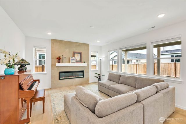 5961 Thornhill Avenue SW, Port Orchard, WA 98367