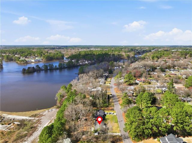 466 Lansdowne Road, Fayetteville, NC 28314