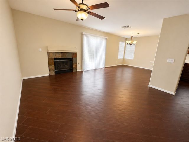 3341 Salmon Creek Drive, Las Vegas, NV 89129
