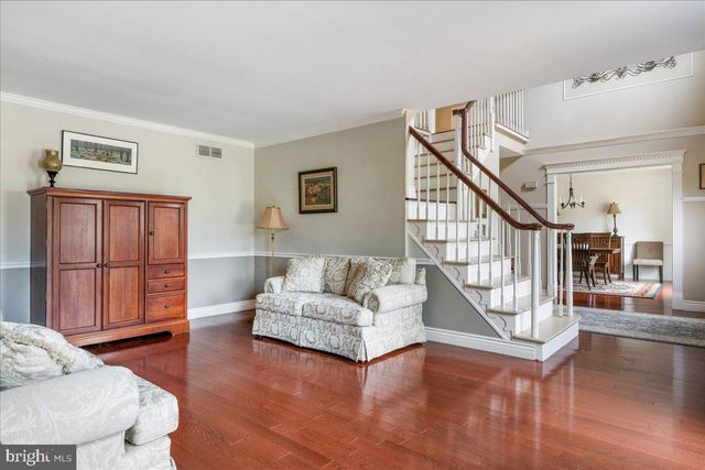 1268 DOGWOOD DR, Jamison, PA 18929