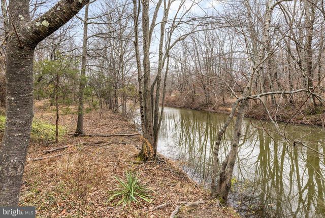 1268 DOGWOOD DR, Jamison, PA 18929