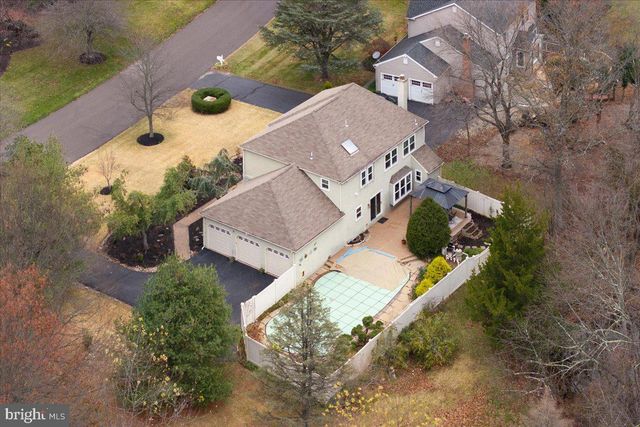 1268 DOGWOOD DR, Jamison, PA 18929