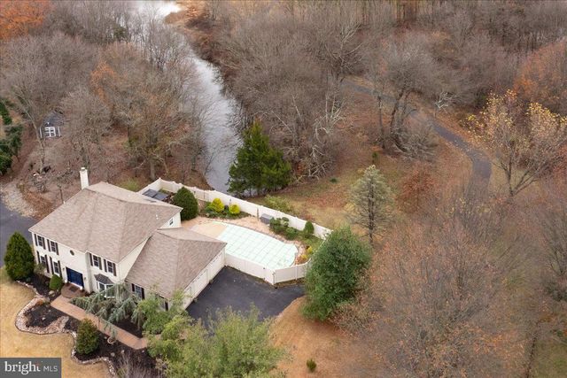 1268 DOGWOOD DR, Jamison, PA 18929