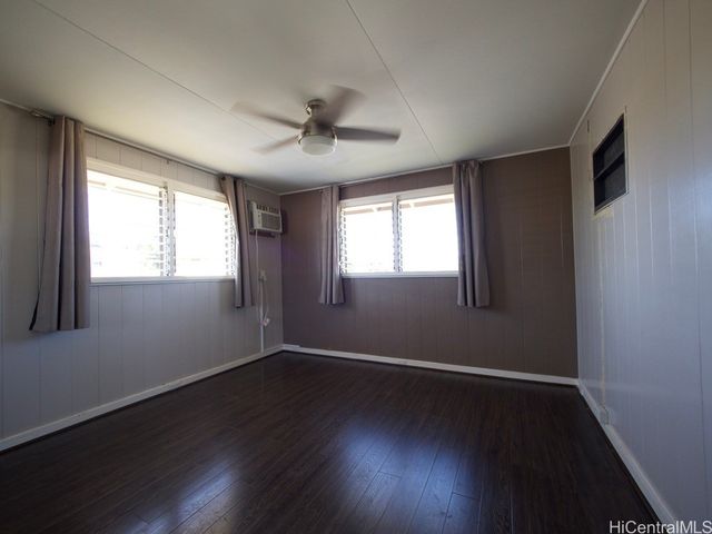 1403 Makamua Street, Pearl City, HI 96782