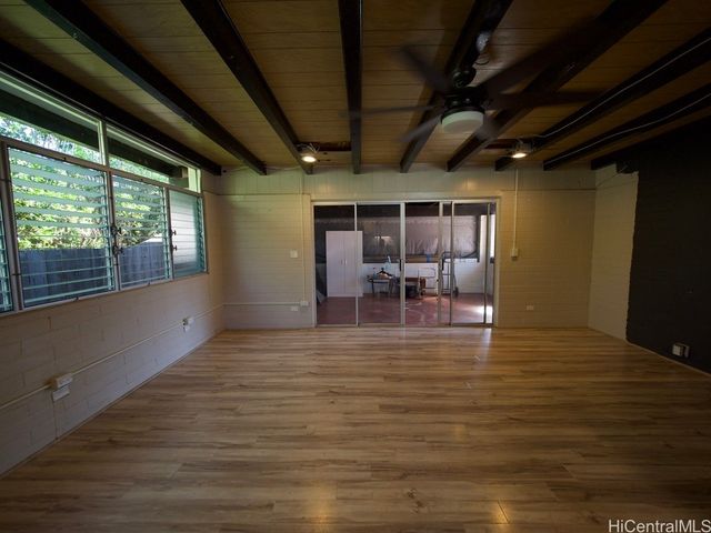 1403 Makamua Street, Pearl City, HI 96782