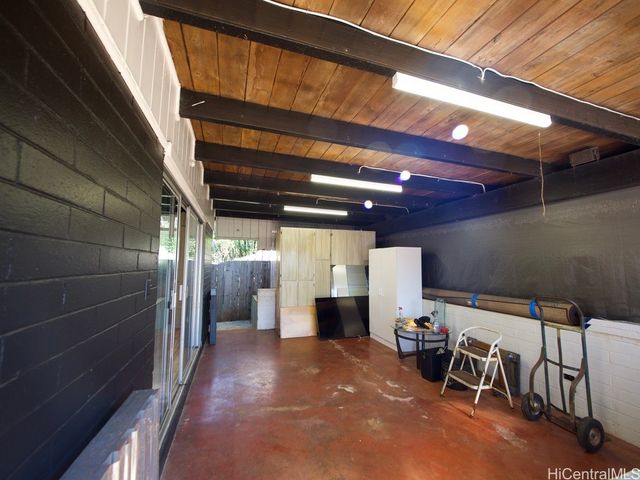 1403 Makamua Street, Pearl City, HI 96782