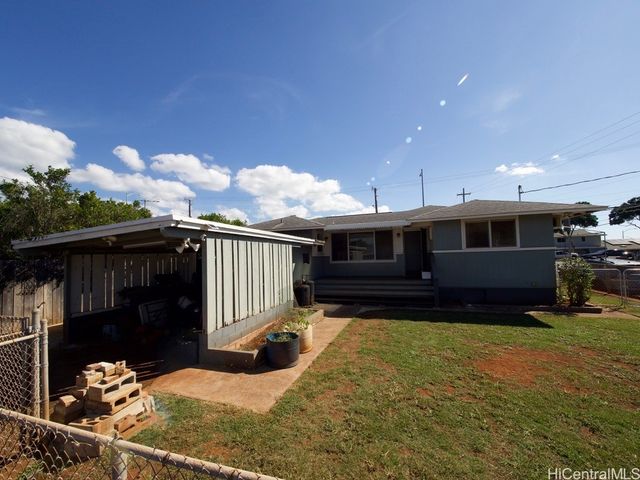 1403 Makamua Street, Pearl City, HI 96782