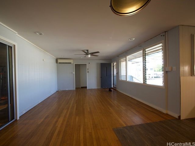 1403 Makamua Street, Pearl City, HI 96782