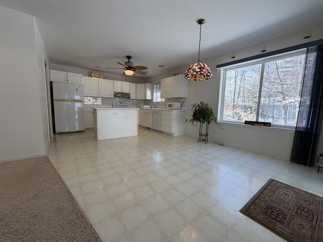 441 Lakewood Drive, East Tawas, MI 48730