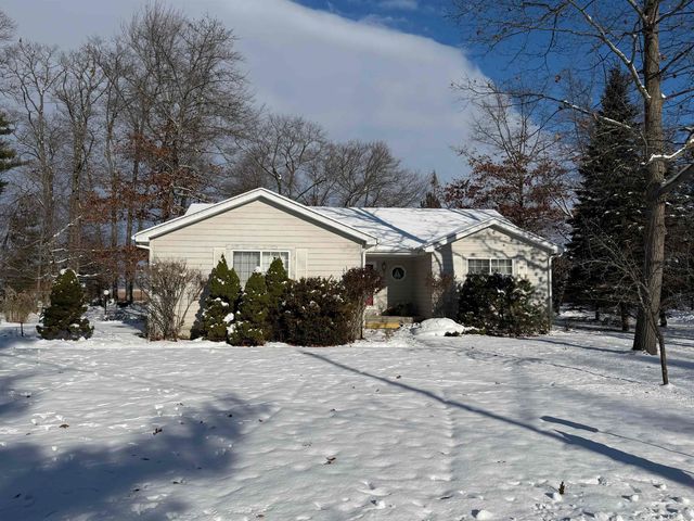 441 Lakewood Drive, East Tawas, MI 48730