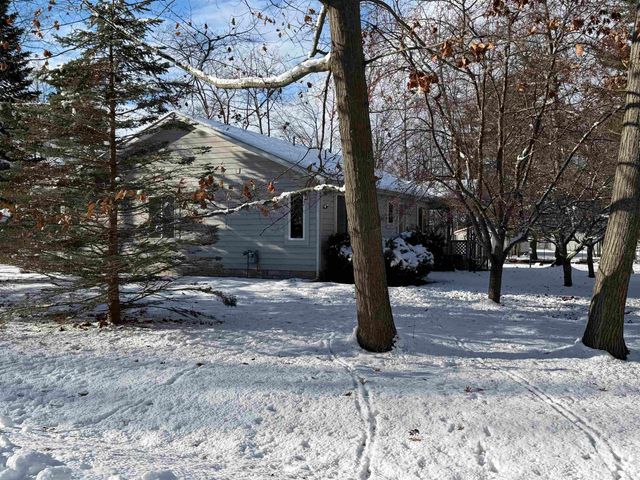 441 Lakewood Drive, East Tawas, MI 48730