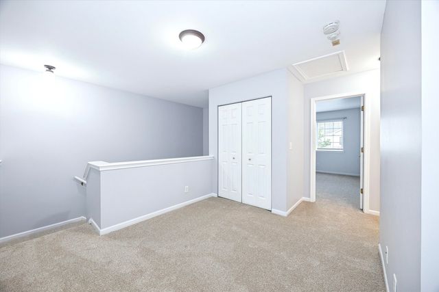1673 Waterford Road, North Aurora, IL 60542