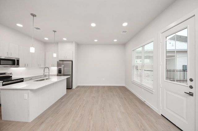 7318 Leighton Meadow Lane, Richmond, TX 77407