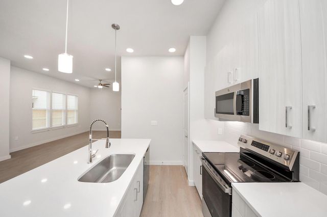 7318 Leighton Meadow Lane, Richmond, TX 77407