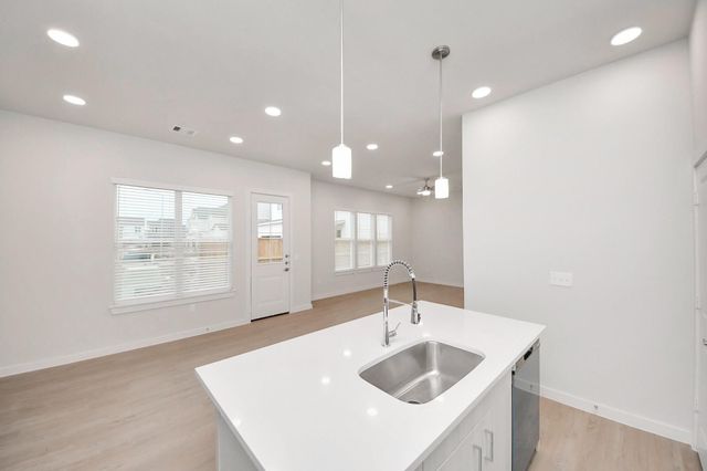 7318 Leighton Meadow Lane, Richmond, TX 77407