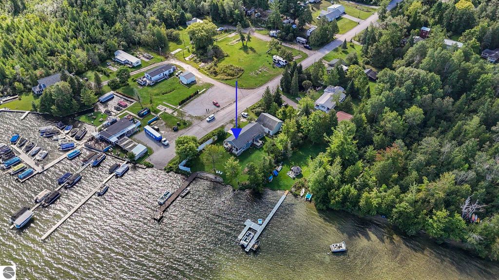 Image 16 of property listing at 9850 S Perrins Landing Drive, Traverse City, MI 49684