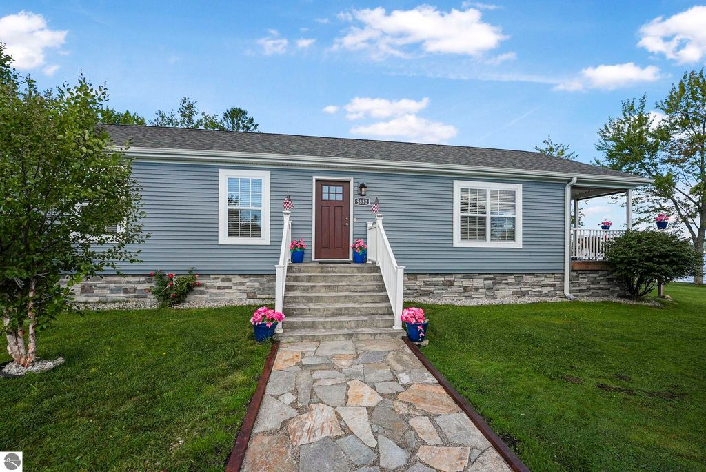 Image 2 of property listing at 9850 S Perrins Landing Drive, Traverse City, MI 49684