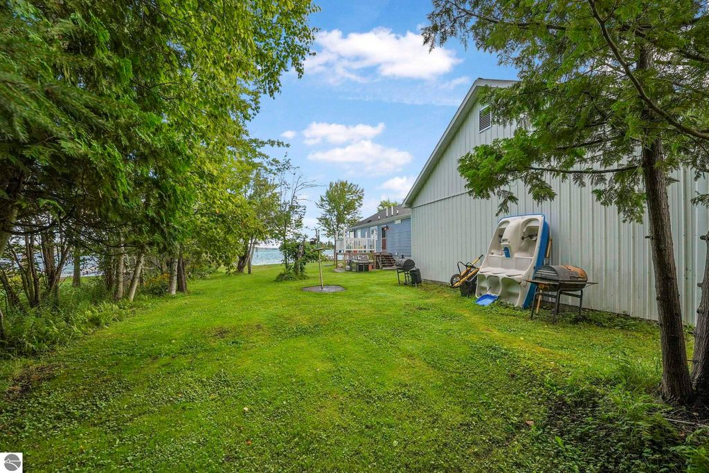 Image 45 of property listing at 9850 S Perrins Landing Drive, Traverse City, MI 49684