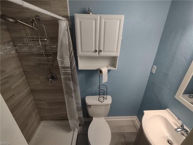 344 Lavender LN, Virginia Beach, VA 23462