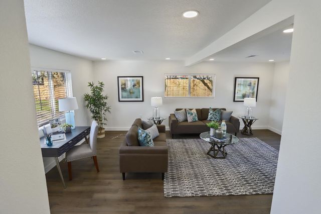 241 Ascot Ave, Rio Linda, CA 95673