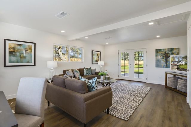 241 Ascot Ave, Rio Linda, CA 95673