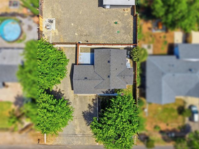 241 Ascot Ave, Rio Linda, CA 95673
