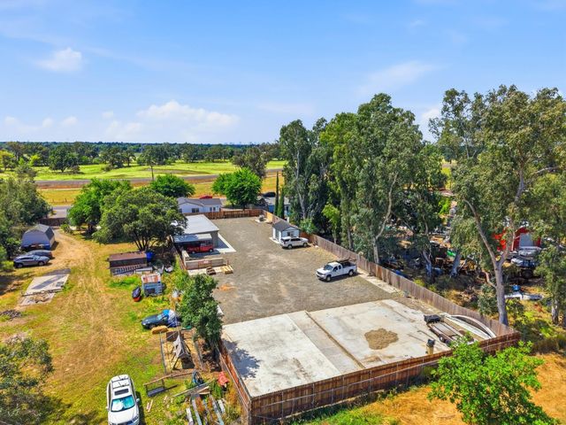 241 Ascot Ave, Rio Linda, CA 95673