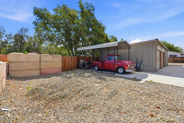 241 Ascot Ave, Rio Linda, CA 95673