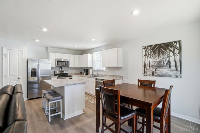 164 Wooded Ridge Drive, Amelia, OH 45102