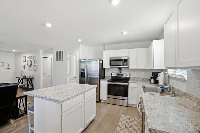 164 Wooded Ridge Drive, Amelia, OH 45102