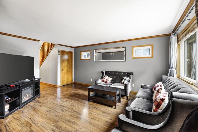 230 White Tail Drive, Sun Prairie, WI 53590