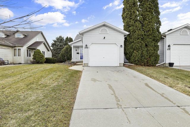 230 White Tail Drive, Sun Prairie, WI 53590